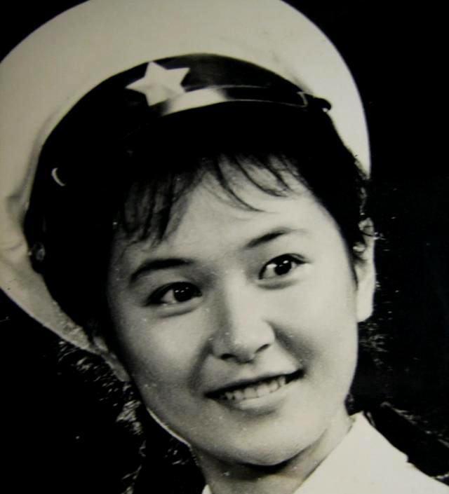 张小磊：当红时结婚，婚后生一子，如今咋样了？