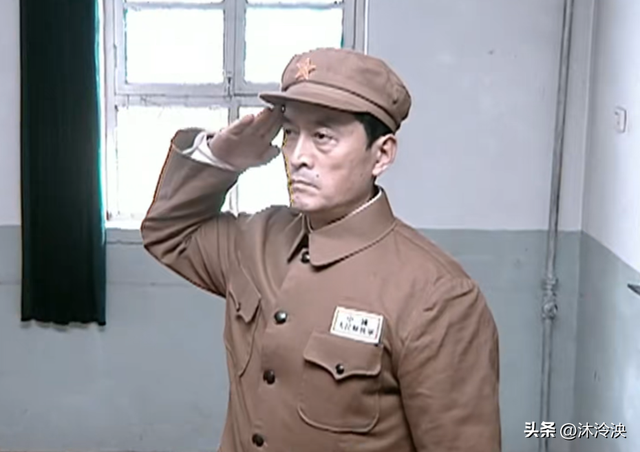三刷《亮剑》：才懂成为俘虏的常乃超，为何能当上高级指挥系教员