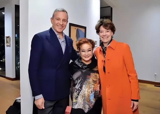 韩流教母李美敬：被三星家族踢出家门后，把韩流捧进了奥斯卡