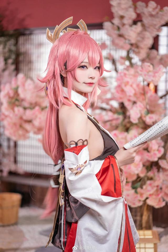完美coser推荐-河野华