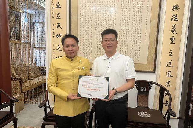 市场走访、品牌连接、会客厅建设……火红八月，未来酱步履不停