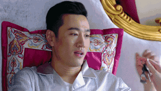 明星离婚、师徒反目···娱乐圈的他们为何要互相伤害？