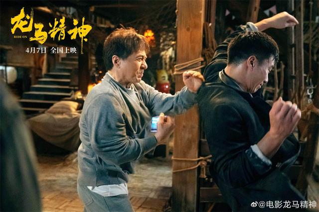 专访｜69岁成龙：我现在还能打，是个奇迹