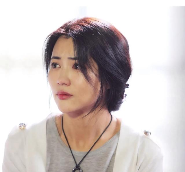 王艺禅：才貌双全，艺海扬帆