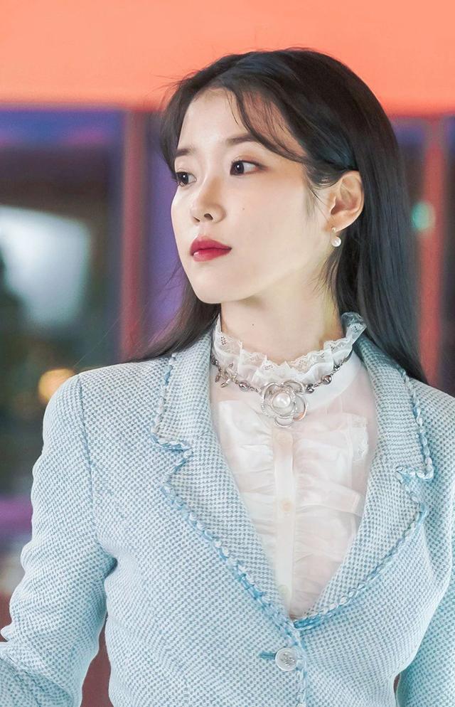 IU开了德鲁纳酒店？为何提前半年预约还没地儿……