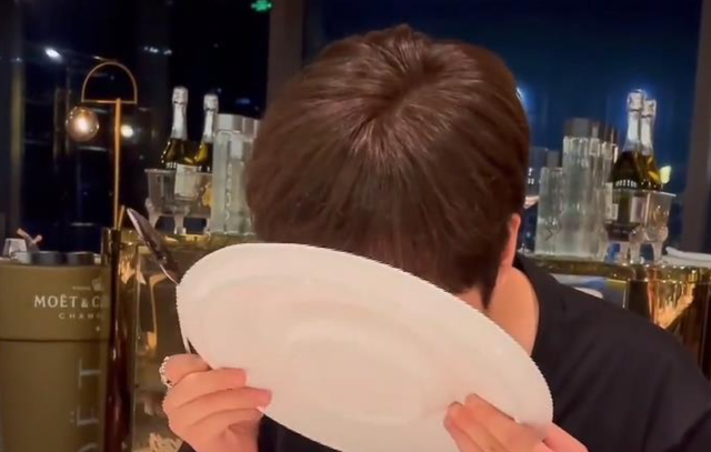 网红白冰：14岁辍学，25岁在上海买豪华别墅，他到底是什么来头？