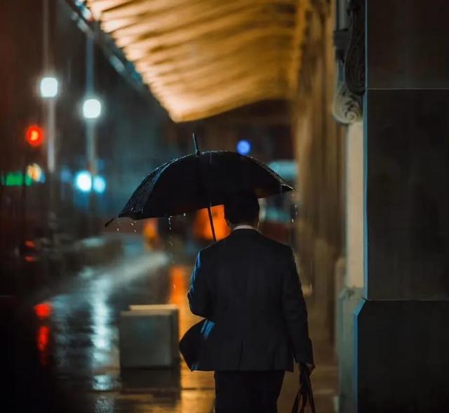 人在落难时只要记住这10 句真言,让落难之人半年转运、东山再起!