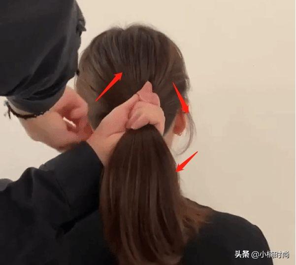 发型师分享实用绑马尾技巧！发圈这样绑不伤发、不拉头皮、不松垮