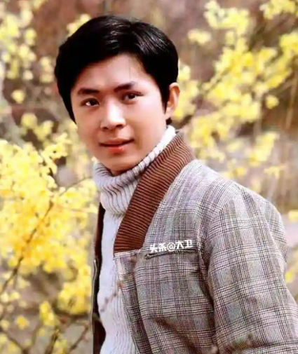 80年代红极一时，因父亲反对无奈退圈的宝珣，如今成为商业大亨！