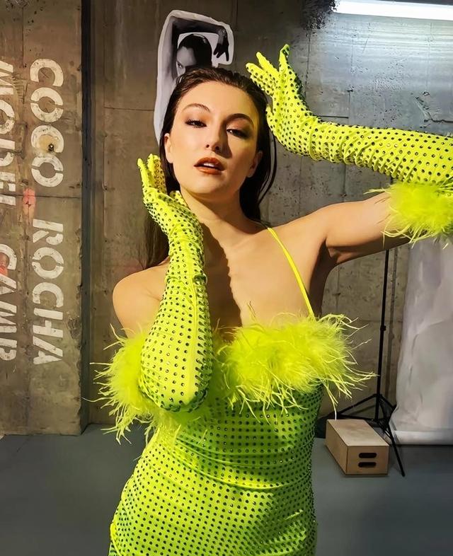 回顾美国网红女星,雷切尔皮佐拉托RachelPizzolato图片集锦