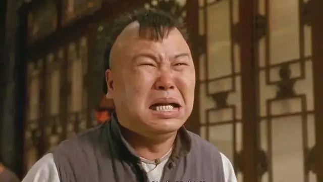 79岁黄金配角陈龙去世,曾和洪金宝齐名,退圈17年突传噩耗