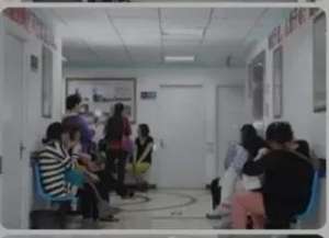 满口烤瓷牙价格(花了1万7千元，装了七年的全口烤瓷牙，我该如何选择？)