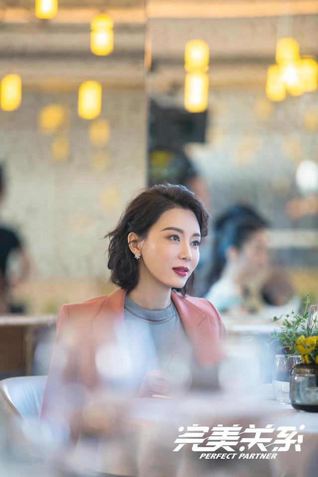 和小鲜肉拍吻戏不害羞