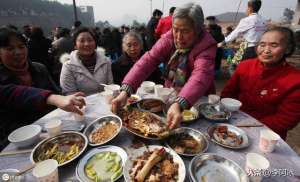 冷宴(农村兴起“冷宴”风气，以前人不到，现在礼也不到了，农民咋想的)