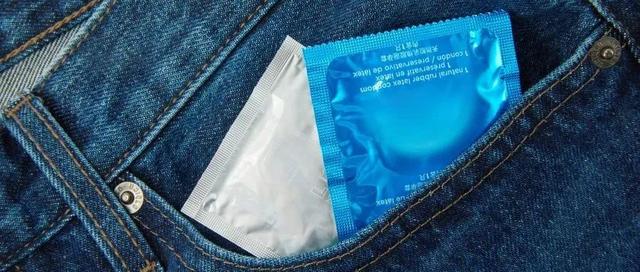 被卖海外11年，3次转手易主：“安全套龙头”为何难逃抛弃命运？