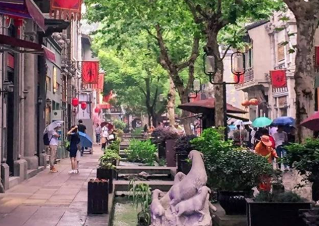 老公舔了六年的妻子，最后老公还是主动提出了离婚，原因让人寒心