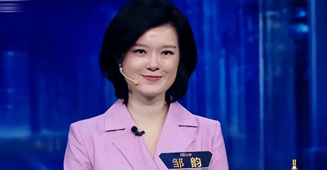 5年过去了,2019年央视主持人大赛的12位选手,差距已经拉开了