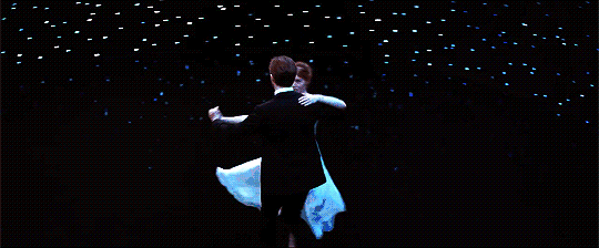 别搞错了，《爱乐之城》不适合情侣看，但依然是部爱情佳作！