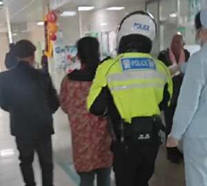 永州新闻(5分钟道县交警紧急护送断指妇女就医)