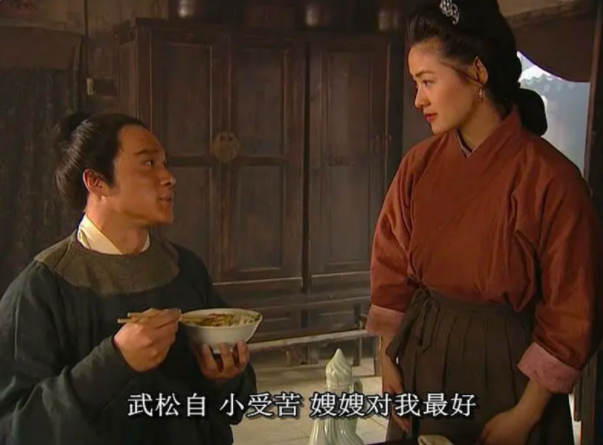 26岁爆红,因戏与丁海峰传绯闻,“潘金莲”王思懿如今怎样了?