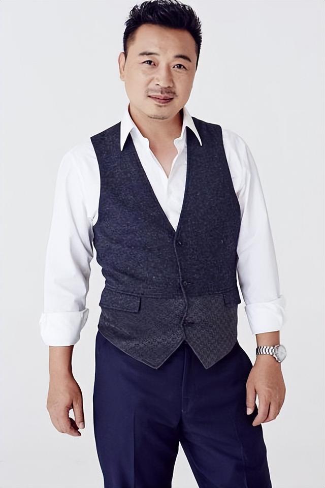 《无间》张晞临：成名前请客赊遍一条街，48岁后连生两个儿子