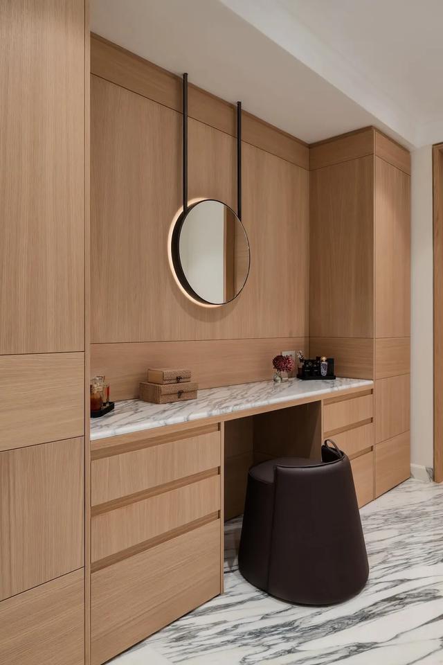 从精致到奢华的 E House，舒适的现代家庭住宅