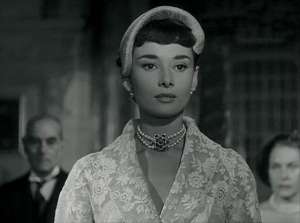 罗马假日简介(深度剖析《罗马假日》：公主的抉择，给你的人生启示)