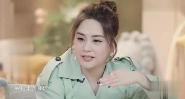 阿娇大理生图曝光，法令纹丝毫不影响她的美，41岁的姐姐照样把人美哭