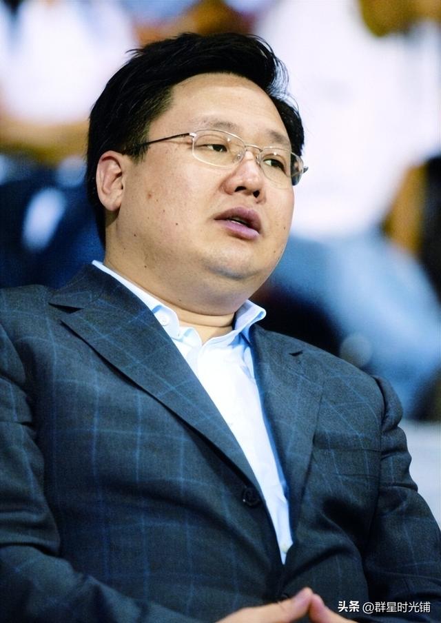 田海蓉丈夫徐明:28岁成富豪,44岁狱中病逝,今15岁女儿显成熟