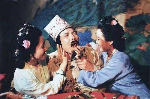 红楼梦的怪现象：遍地是二爷，到处藏续弦，背后是何玄机？