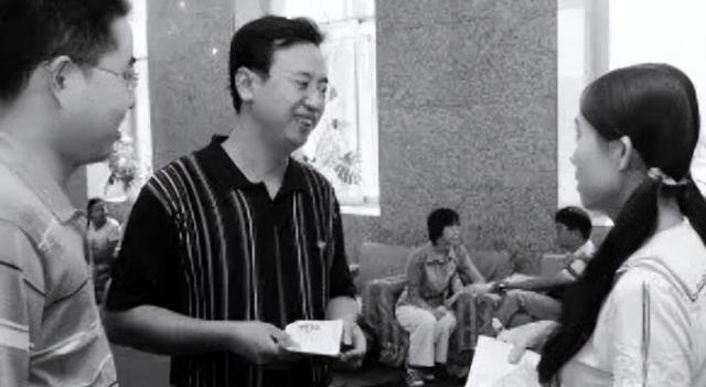 11岁上央视,21岁未婚生3娃,执着嫁50岁老男人的庞秀玉怎样了?