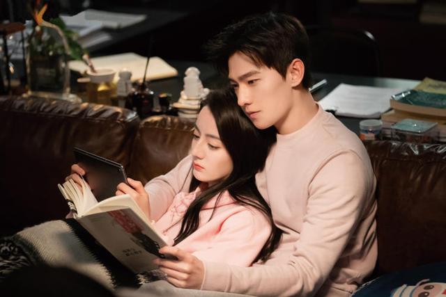 放弃吧，甜宠剧真的教不会你谈恋爱