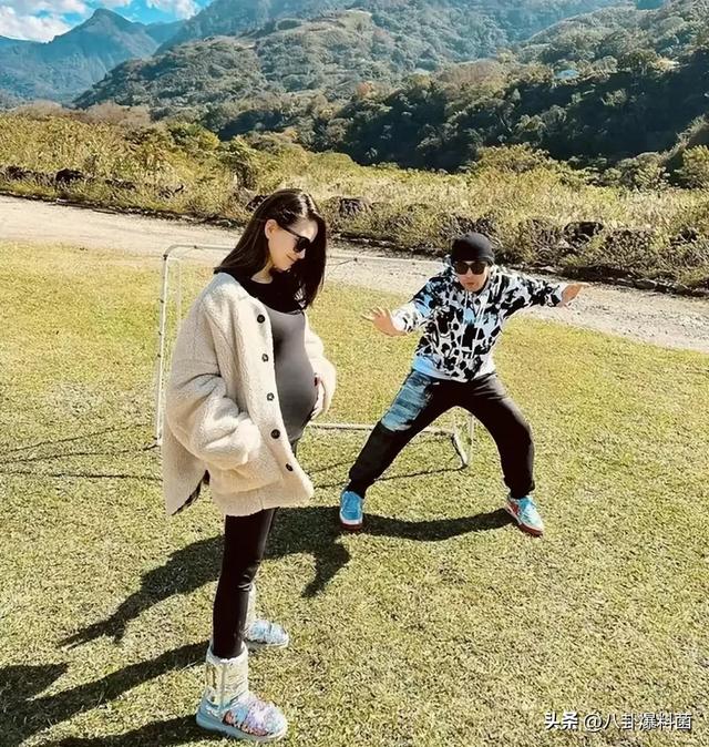 “天王嫂”昆凌，嫩模出身嫁给周杰伦，连生三胎仍输给侯佩岑？