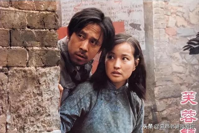 周韵：嫁大15岁二婚姜文，生俩儿子不被认可，18年后却成全家团宠