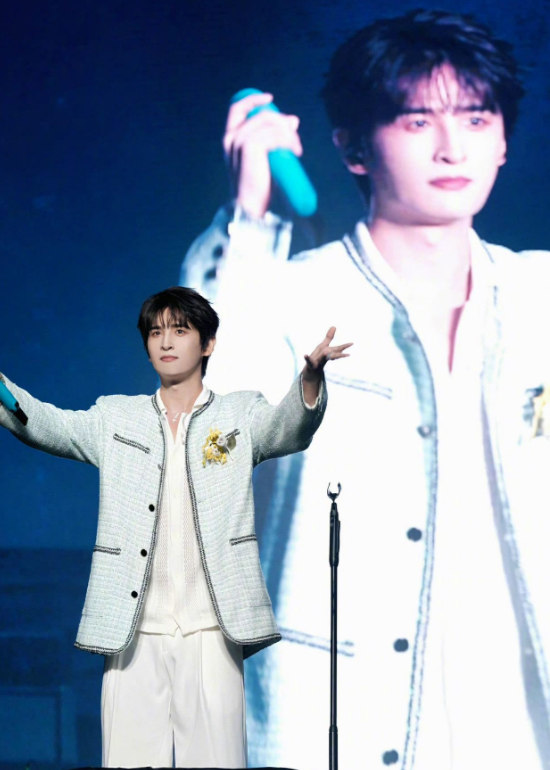 《歌手2024》第七期歌单，黄霄雲选曲太无聊，张远演唱偶像歌曲