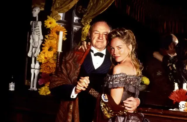 艳妇弹指老刹那芳华，网友推荐莎朗斯通五部冷门电影