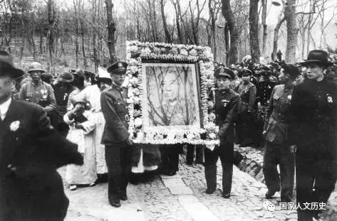 军统改保密局,郑介民当局长,毛人凤抱怨:把戴先生的事业败光了