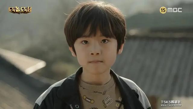 《小偷家伙，小偷大人》命定相遇，检察官与双面专家张石木的冒险