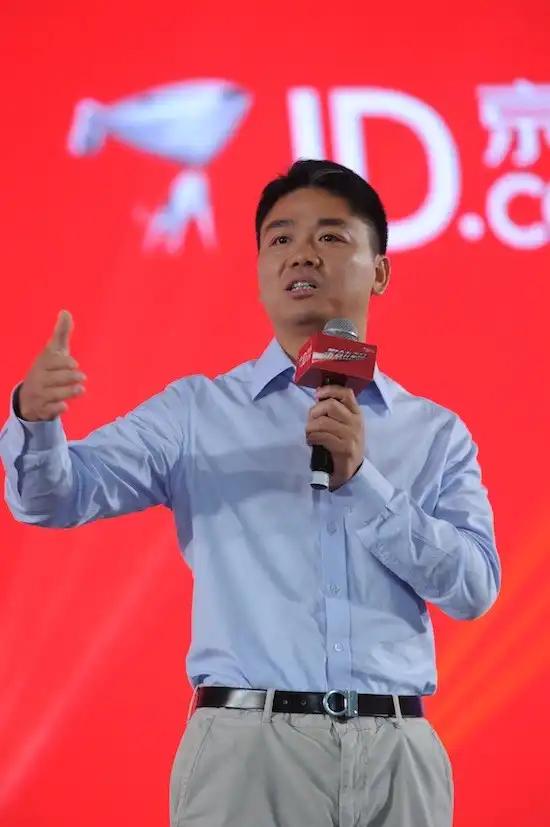 刘强东的三段感情经历和他背后的女人们