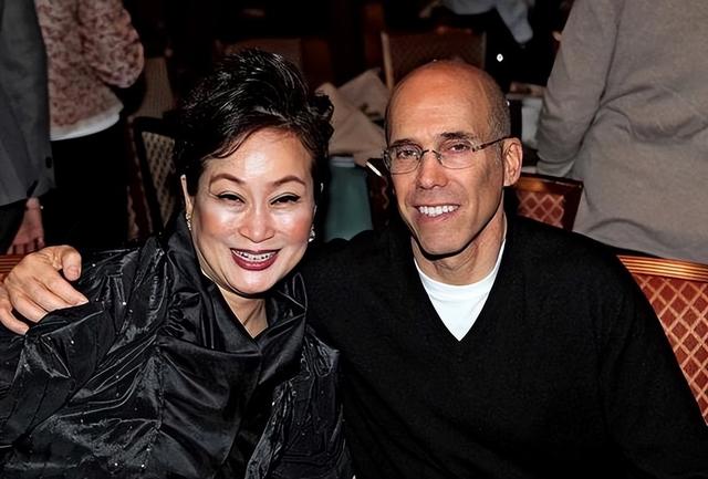 韩流教母李美敬：被三星家族踢出家门后，把韩流捧进了奥斯卡