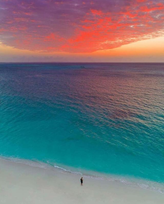 外国网友分享大自然令人震撼的瞬间，这世界真的太美好了