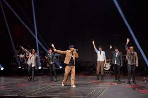 五月天(五月天阿信不藏了　下周开唱直接暴雷嘉宾「真的是周杰伦」)