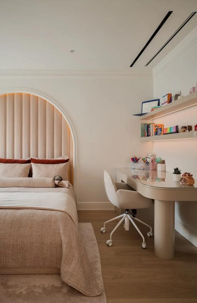 从精致到奢华的 E House，舒适的现代家庭住宅