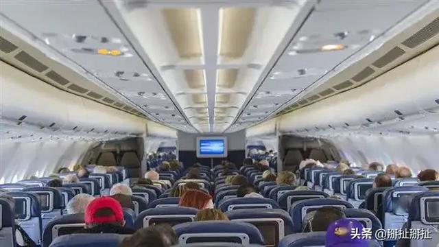 飞日本航班播「成人电影」限制级画面全看光，乘客崩溃：关不掉！