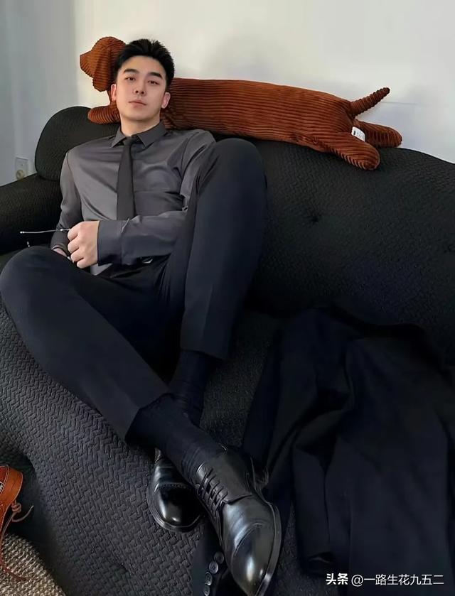 正装帅哥们的魅惑