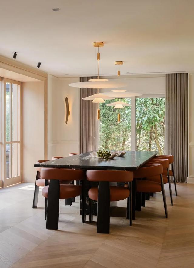 从精致到奢华的 E House，舒适的现代家庭住宅