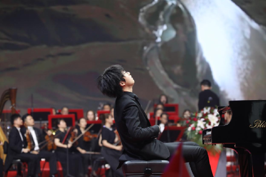 天才少年雷羽,10年来首位相继摘夺两大重要国际赛事桂冠的中国人