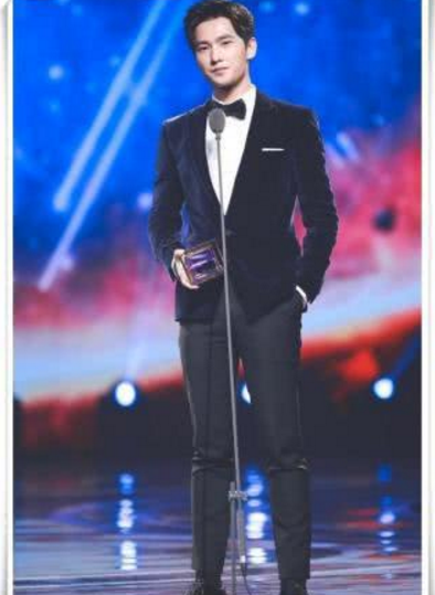 杨洋新发型真是绝了！剪寸头man到爆炸，再不是当初的奶油小生了