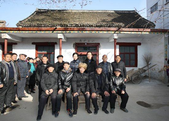 许家印父亲的真实身份曝光 原来首富还有这样的背景