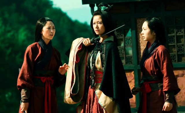 孙尚香:东吴的郡主,蜀汉的主母,两边都是家,又都当她是外人